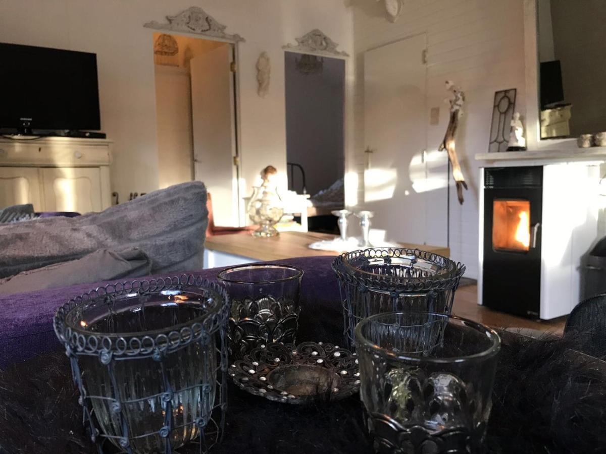 Chalet Sint Barbara Zutendaal Eksteriør billede